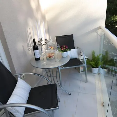 Apartments Lavica Beach Dumicic Podstrana Exterior photo
