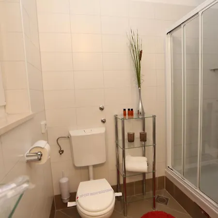 Apartments Lavica Beach Dumicic Podstrana Room photo