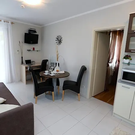 Apartments Lavica Beach Dumicic Podstrana Room photo