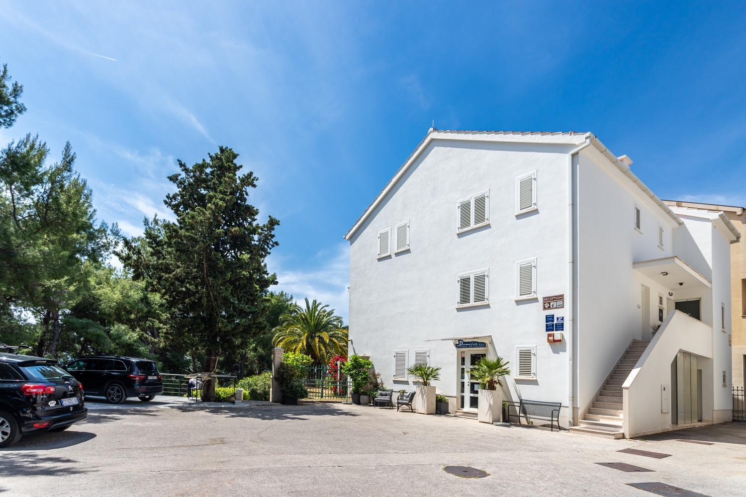 Lavica Dumicic Apartman Podstrana