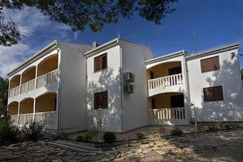 Lavica Dumicic Apartment Podstrana