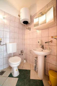 Lavica Dumicic Apartment Podstrana